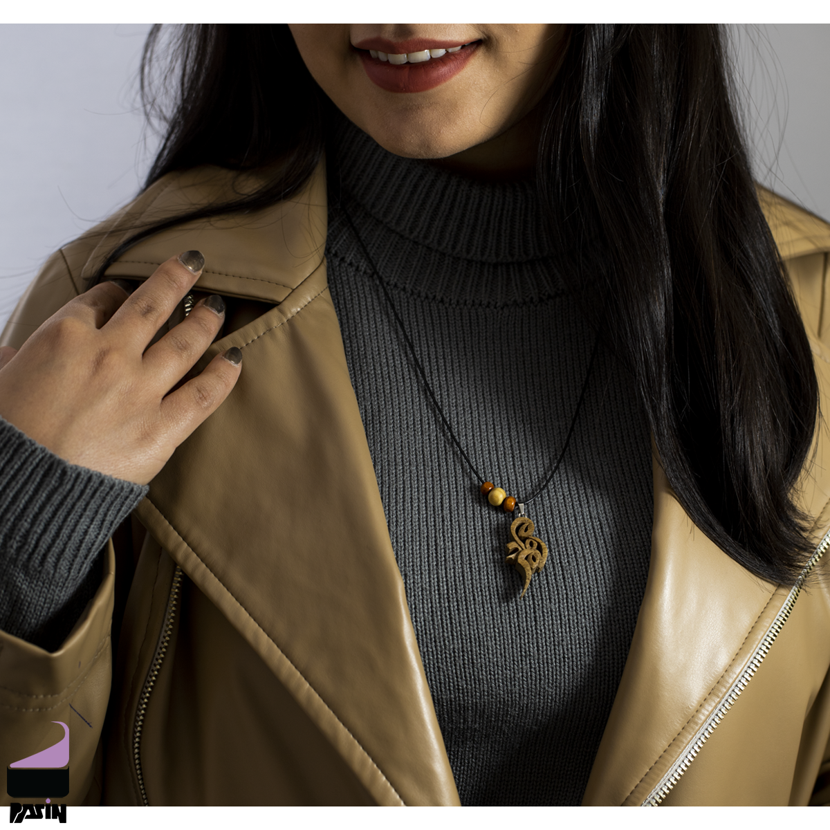 گردنبند چوبی طرح همدم کد 1