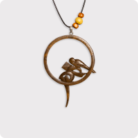 گردنبند چوبی طرح غم